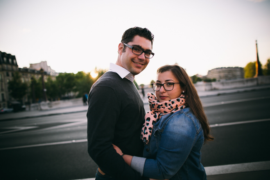 shooting photo couple à Paris dans le Quartier Latin